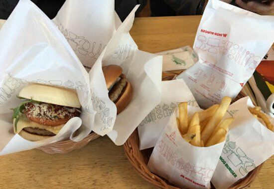 Mos Burger Fuji Gran Hiroshima